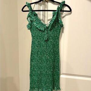 Size S green mini dress